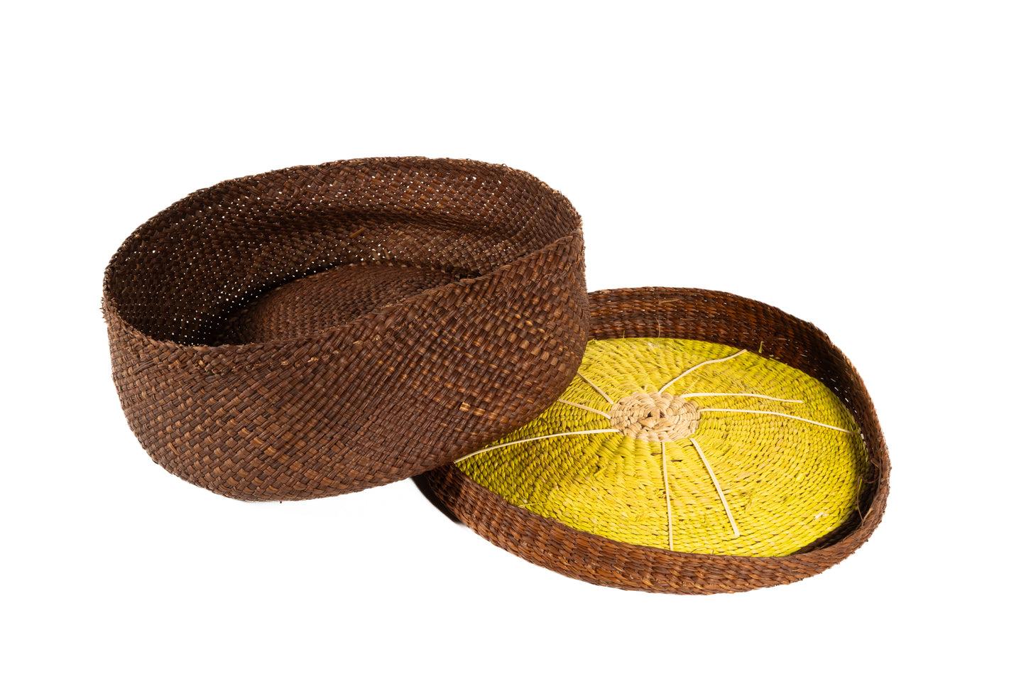 Iraca Palm Bread or Tortilla Basket with Lid