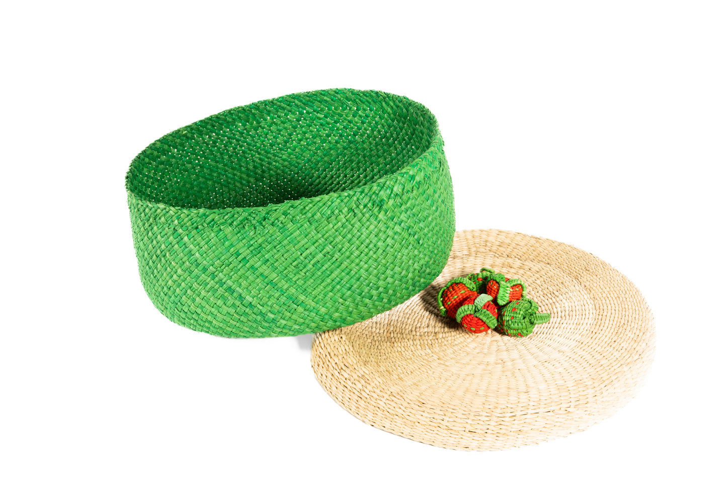 Iraca Palm Bread or Tortilla Basket with Lid