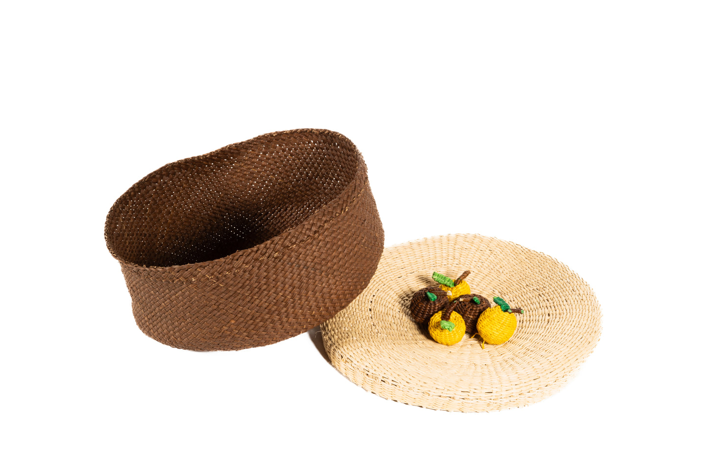 Iraca Palm Bread or Tortilla Basket with Lid Small